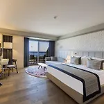 Rezort Acanthus Cennet Barut Collection