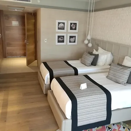 Acanthus Cennet Barut Collection אתר נופש סייד
