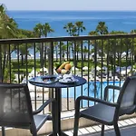 Acanthus Cennet Barut Collection