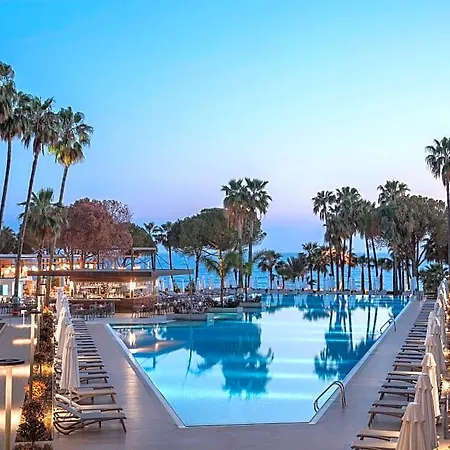 Acanthus Cennet Barut Collection Feriested