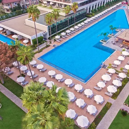 Resort Acanthus Cennet Barut Collection